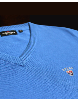détail du col V du Pull pour homme CARBUN bleu ocean