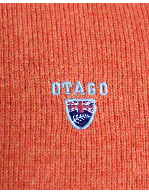broderie côté cœur du pull col v orange pour homme