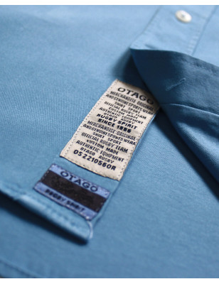 détail de la Chemise manches longues homme Thomas Otago bleu Gorona
