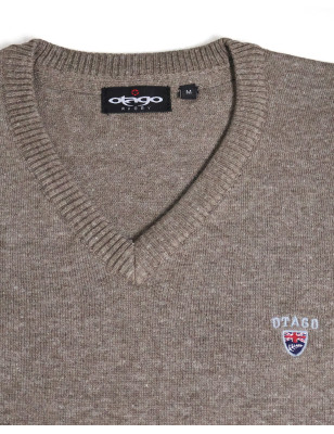 détail du Pull col V pour homme CARBUN Otago marron