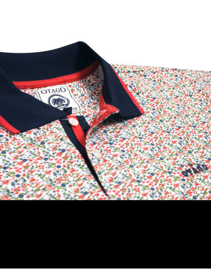 détail du col du Polo manches courtes Liflor Otago rugby blanc marine à motifs pour homme