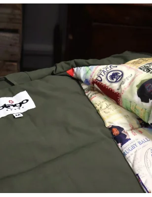 détail intérieur du col de la Doudoune longue kaki déperlante pour homme Lamyan Otago rugby avec capuche